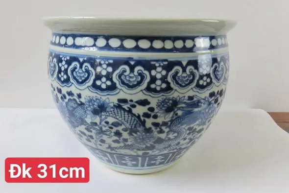 Thống sứ hoa lam vẽ rồng, đường kính 31cm
