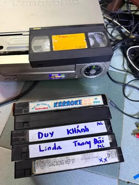 Lô băng VHS karaoke, Duy Khánh, Linda Trang Đài (6 cuốn)
