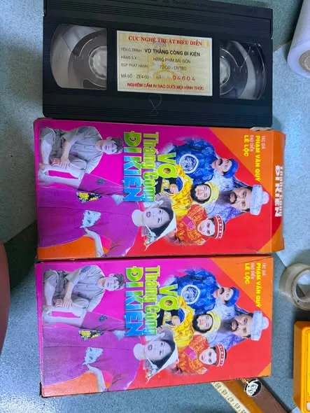 Băng VHS phim & hài kịch